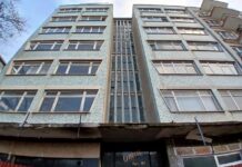 Başkent’in eski binalarından Omat Apartmanı yıkılıyor