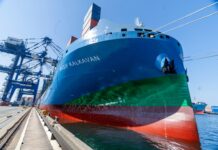 Türkiye’nin ilk ve en büyük LNG’li konteyner gemilerinden Kaşif Kalkavan, ilk uğrağını Marport’ta gerçekleştirdi
