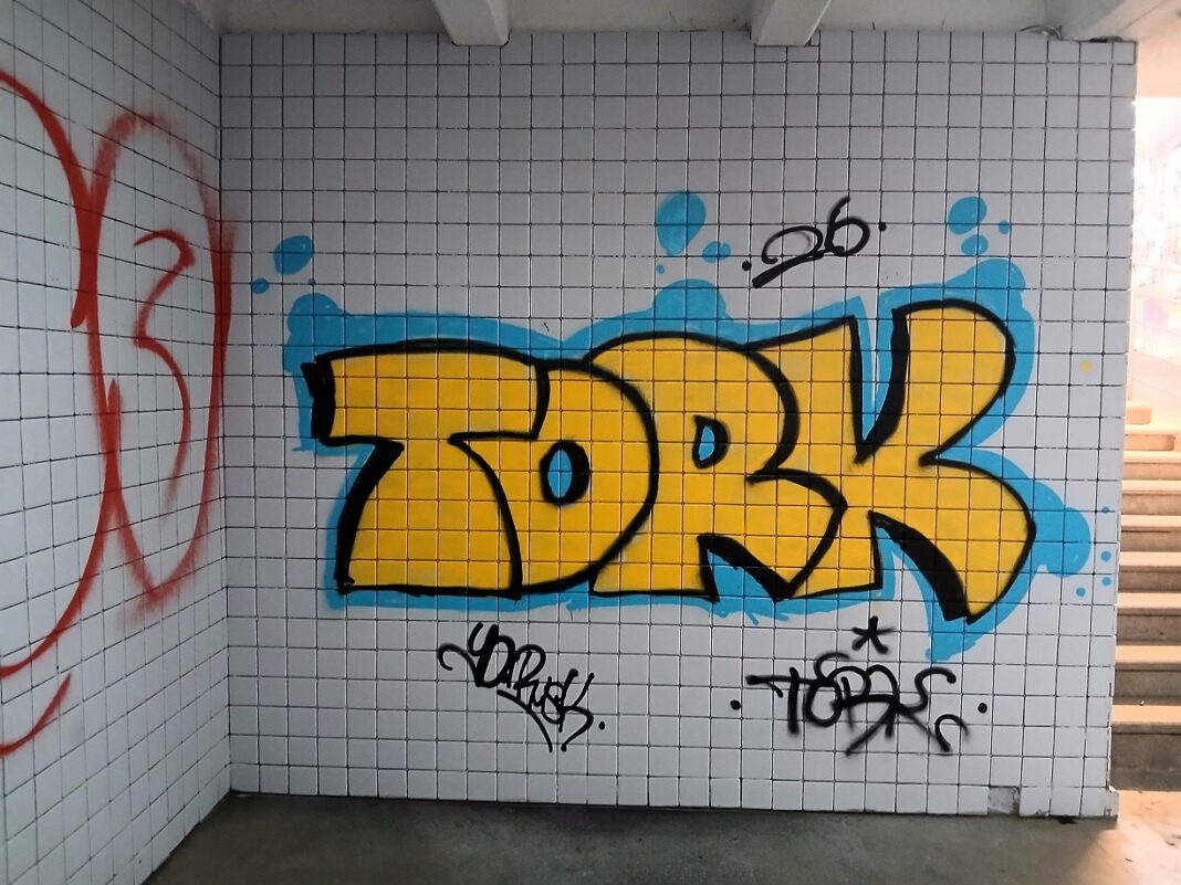 kuloğlu alt geçidi cinnah caddesi grafiti sokak sanatçıları